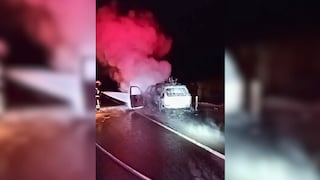 Arequipa: Camioneta se incendia en la Panamericana Sur, en Cocachacra (VIDEO)