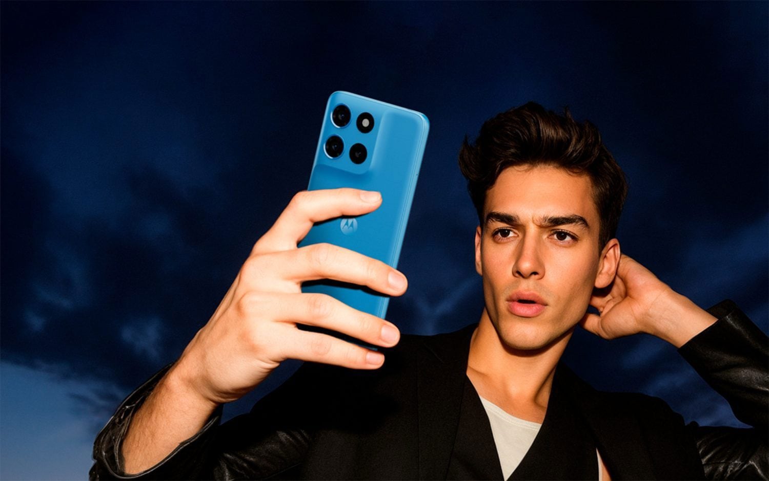 La compañía presentó un nuevo smartphone con cámara de 50 MP y batería de larga duración, junto a un ecosistema de dispositivos conectados que amplía su oferta tecnológica en el país.