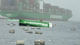 Dos contenedores que cayeron al mar del Callao aparecieron en playas de Ancón y Ventanilla