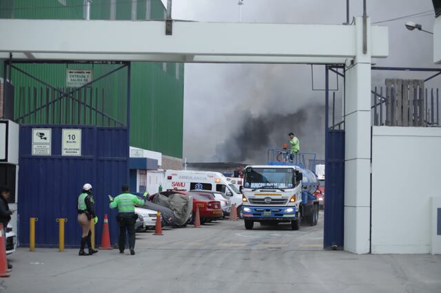 El siniestro se produjo en horas de la mañana de este lunes 26 de junio. Foto: Britanie Arroyo/GEC