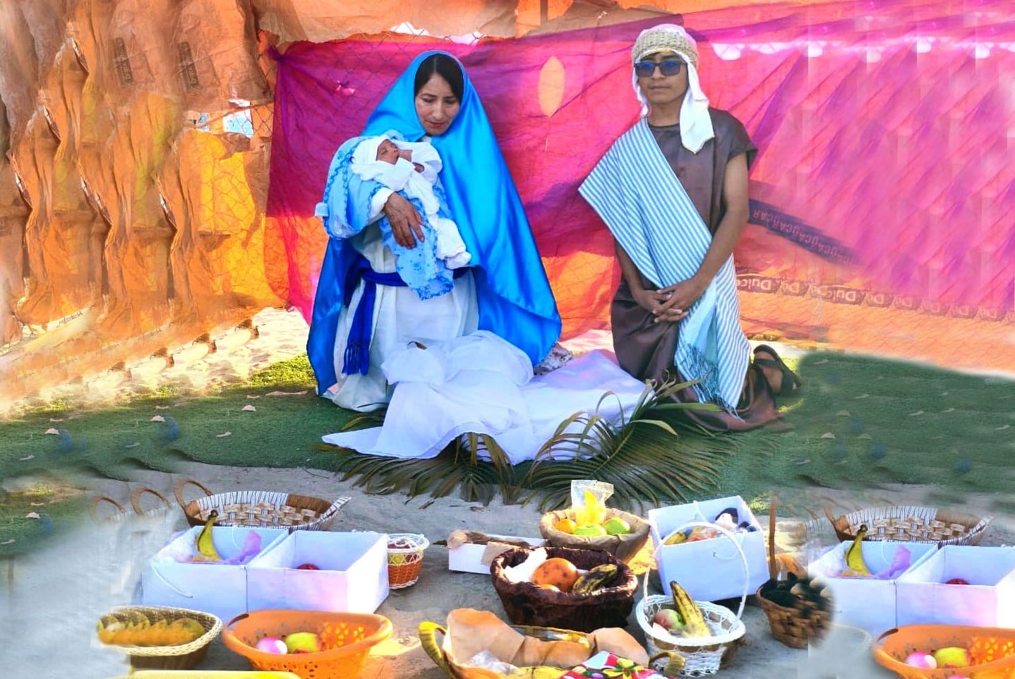 Treinta actores, entre alumnos y docentes, dieron vida a esta escena bíblica.