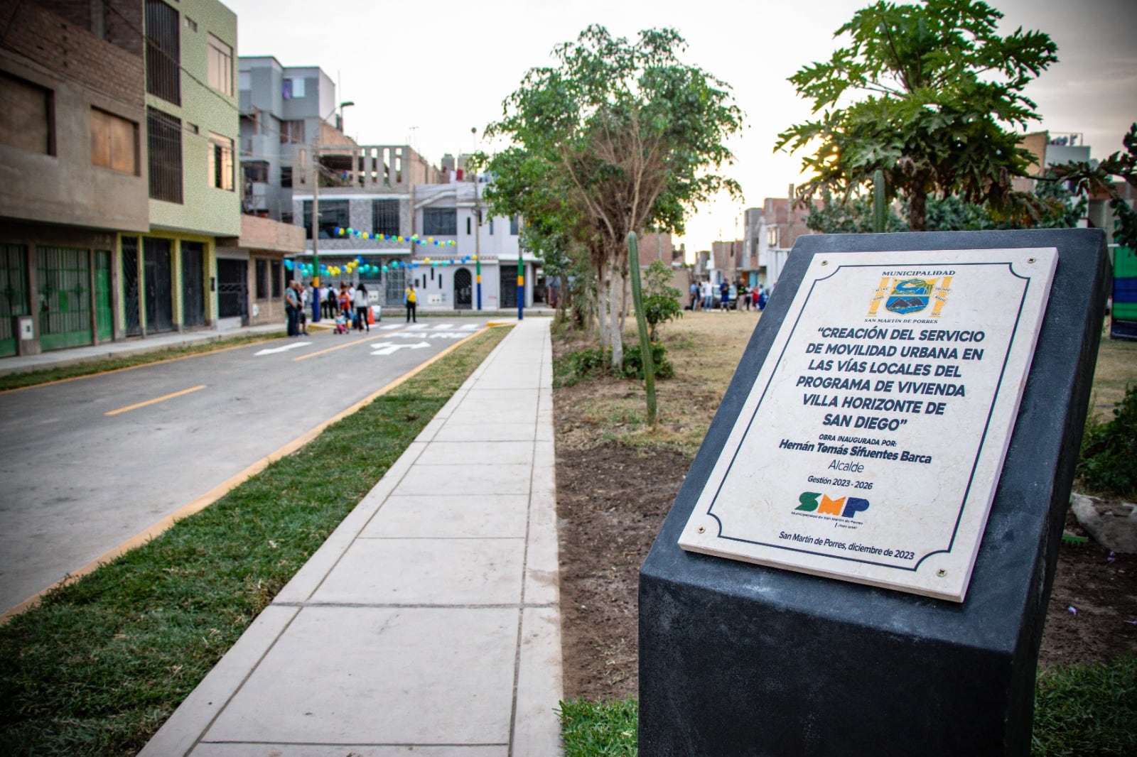 El alcalde de San Martín de Porres, Hernán Sifuentes llegó hasta el programa de vivienda Villa Horizonte