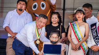 Reconocen a la matriarca de la cocina tradicional cataquense