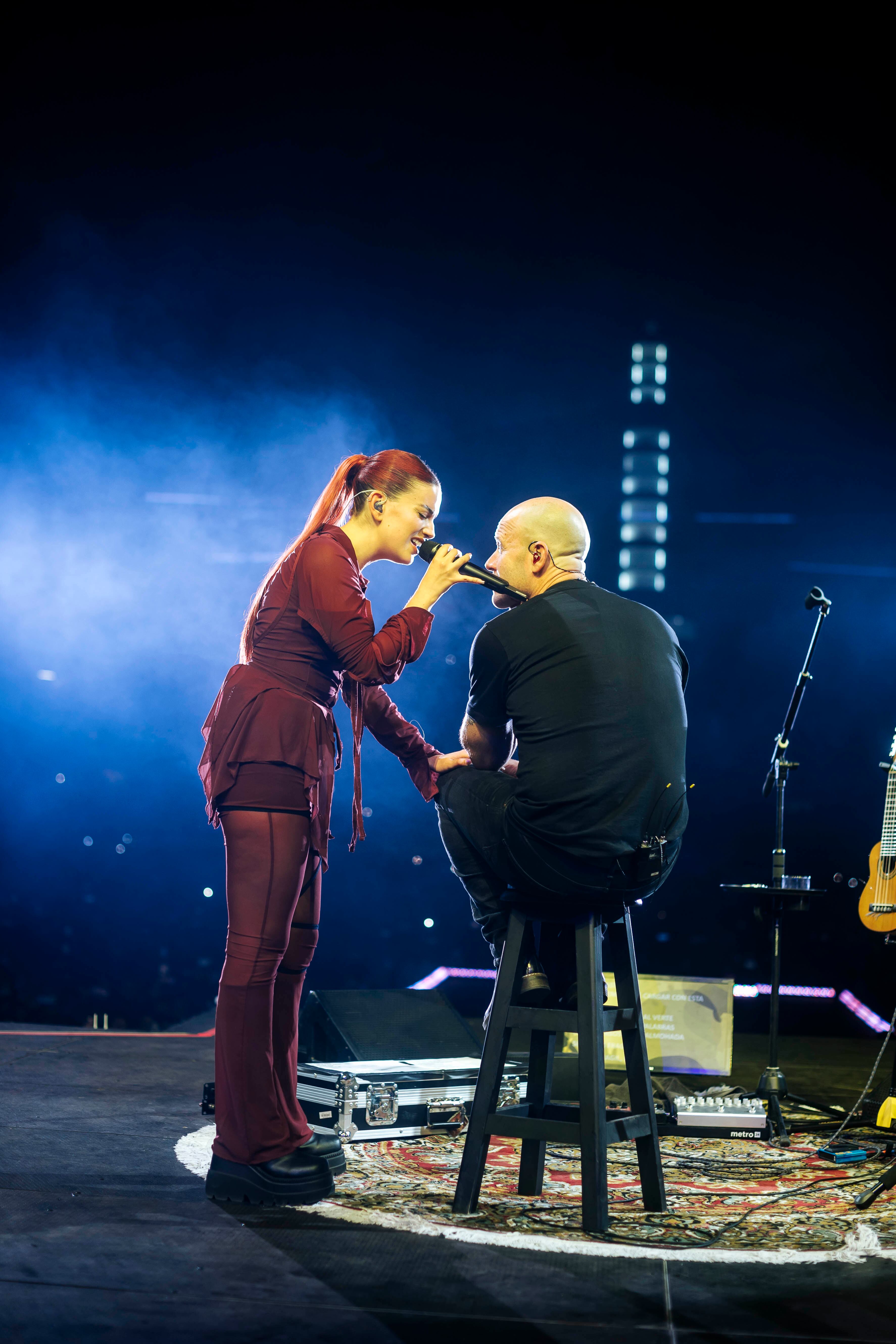 Nicole Zignago y su padre, Gian Marco Zignago, juntos en concierto.
