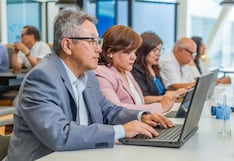 Emprendedores mayores de 50 años: cinco formas de usar la inteligencia artificial en sus negocios