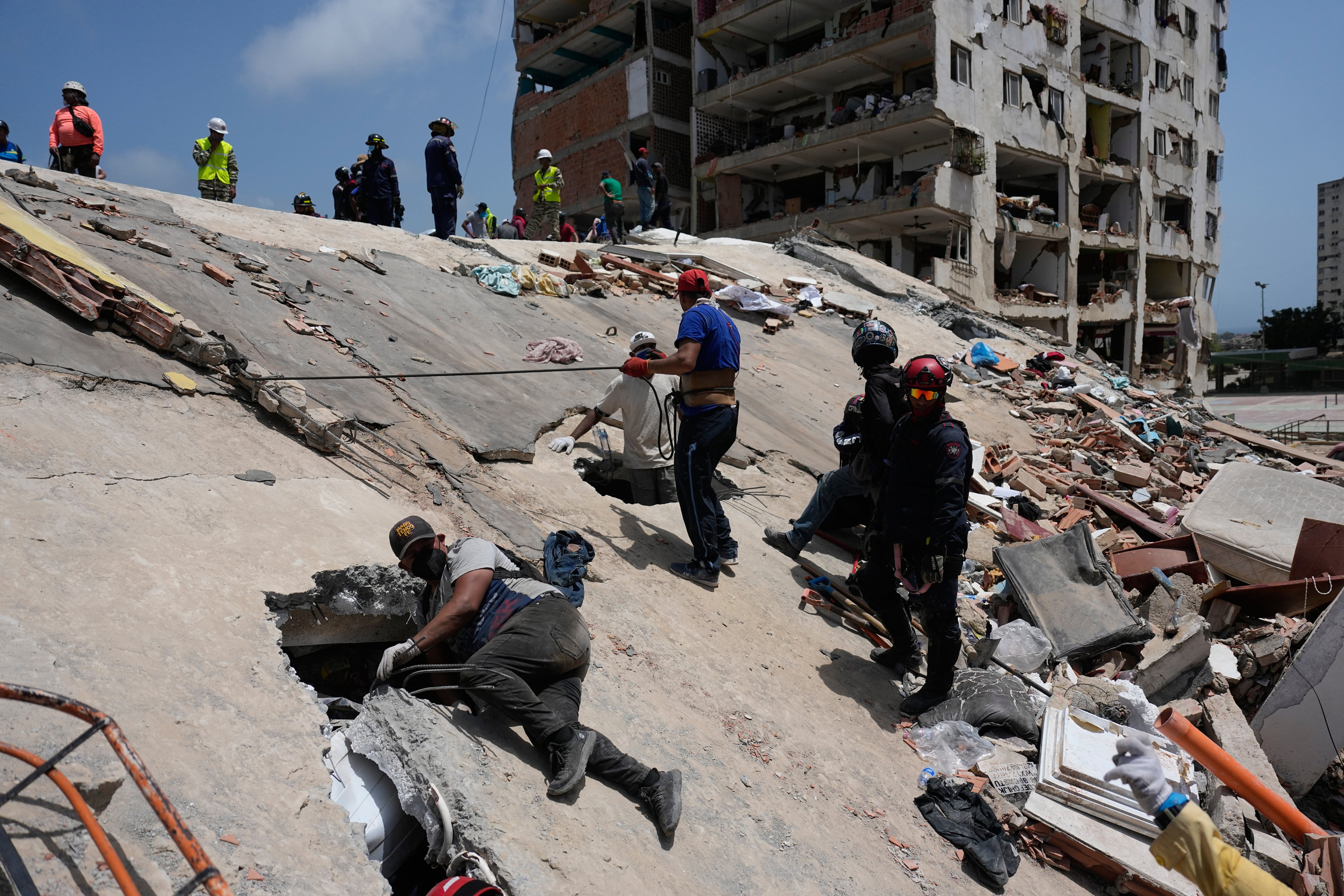 Venezuela supera los 1.719 muertos tras doble terremoto: el peor sismo en 59 años. Foto: Associated Press