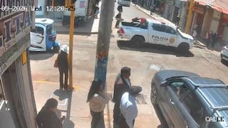 Puno: Denuncian a policías por presunto “arranche” de fuerte cantidad de dinero a una joven (VIDEO)