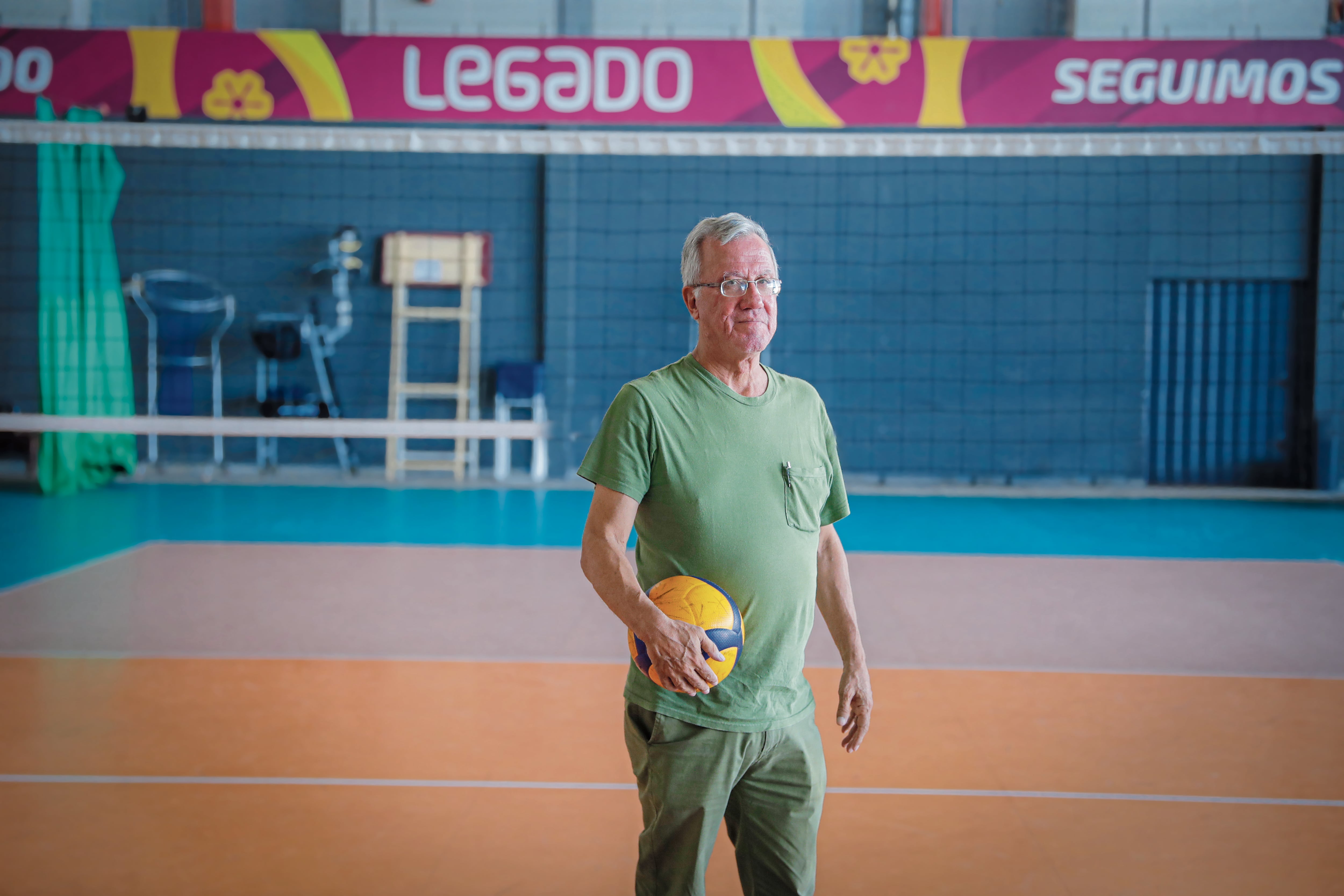 Gino Vegas, presidente de la Federación Peruana de Vóley, prevé una liga muy pareja. (Foto: GEC)