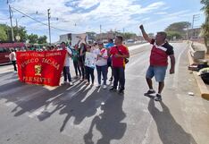 Piura: Vecinos del A.H Tacalá bloquearon la vía por falta de agua