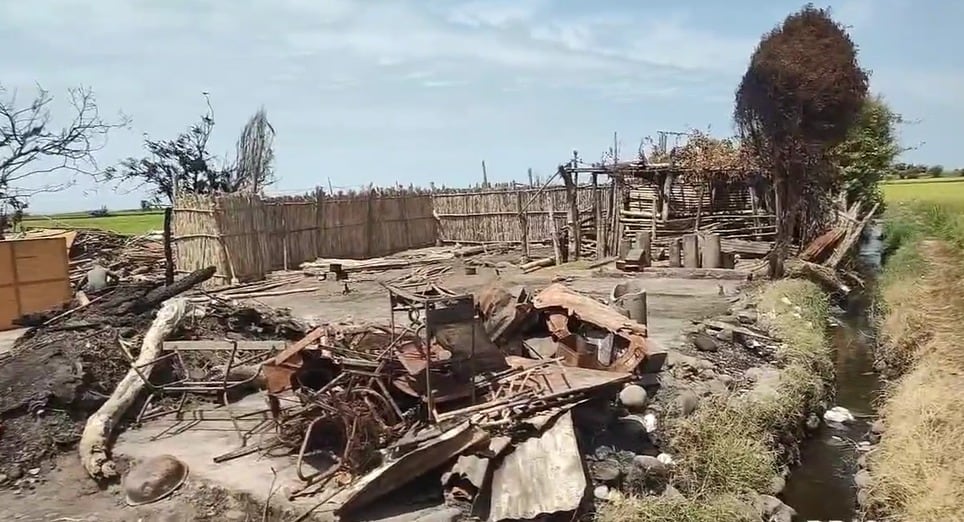 Fuego redujo en ceniza toda la vivienda, animales y herramientas de trabajo. (Foto: Difusión)