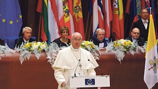 El Papa Francisco criticó a Europa y pide a autoridades "acoger a los inmigrantes"