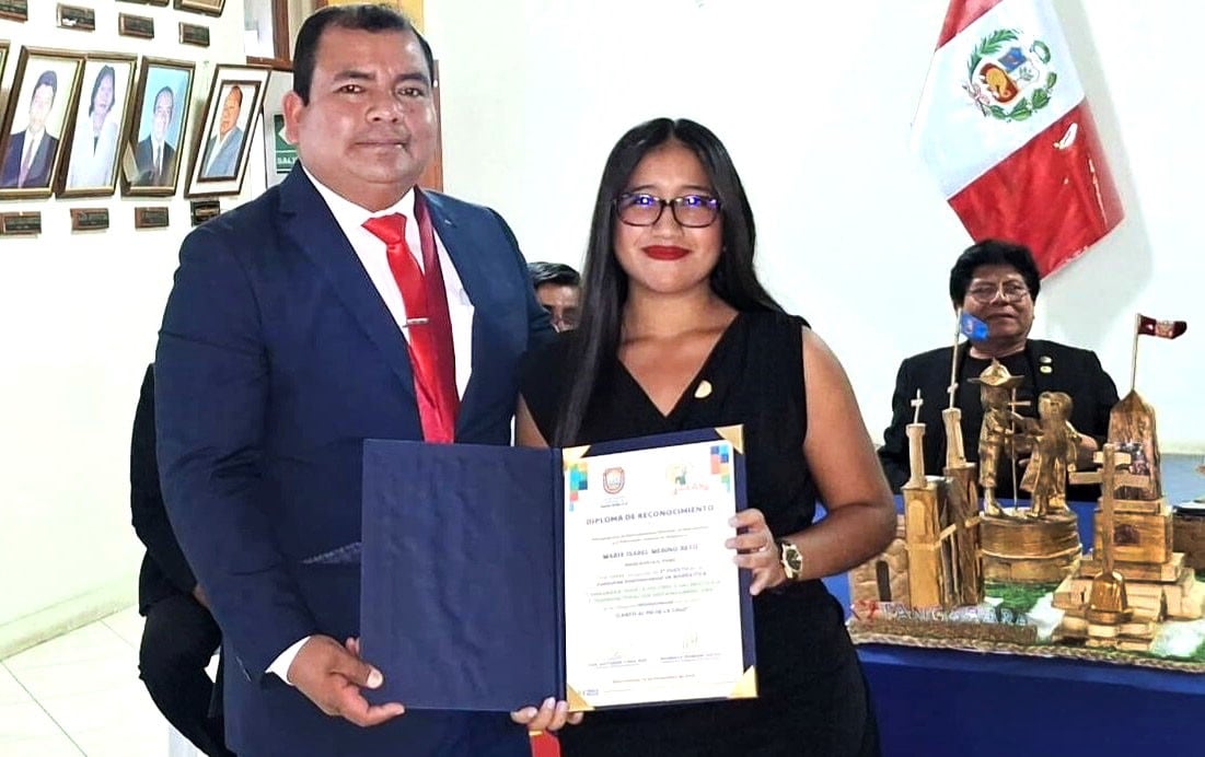 Artistas y estudiantes premiados por obras que revaloran a Tangarará.