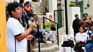 Festival de canto inter escolar en el parque Néstor Martos