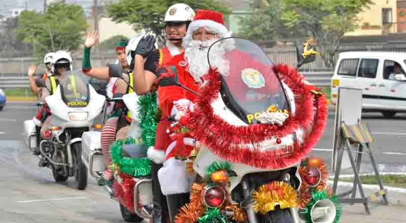 La difusión de una lista de nombres alusivos a la Navidad reavivó el caso de un conductor que busca corregir un error en su partida de nacimiento.