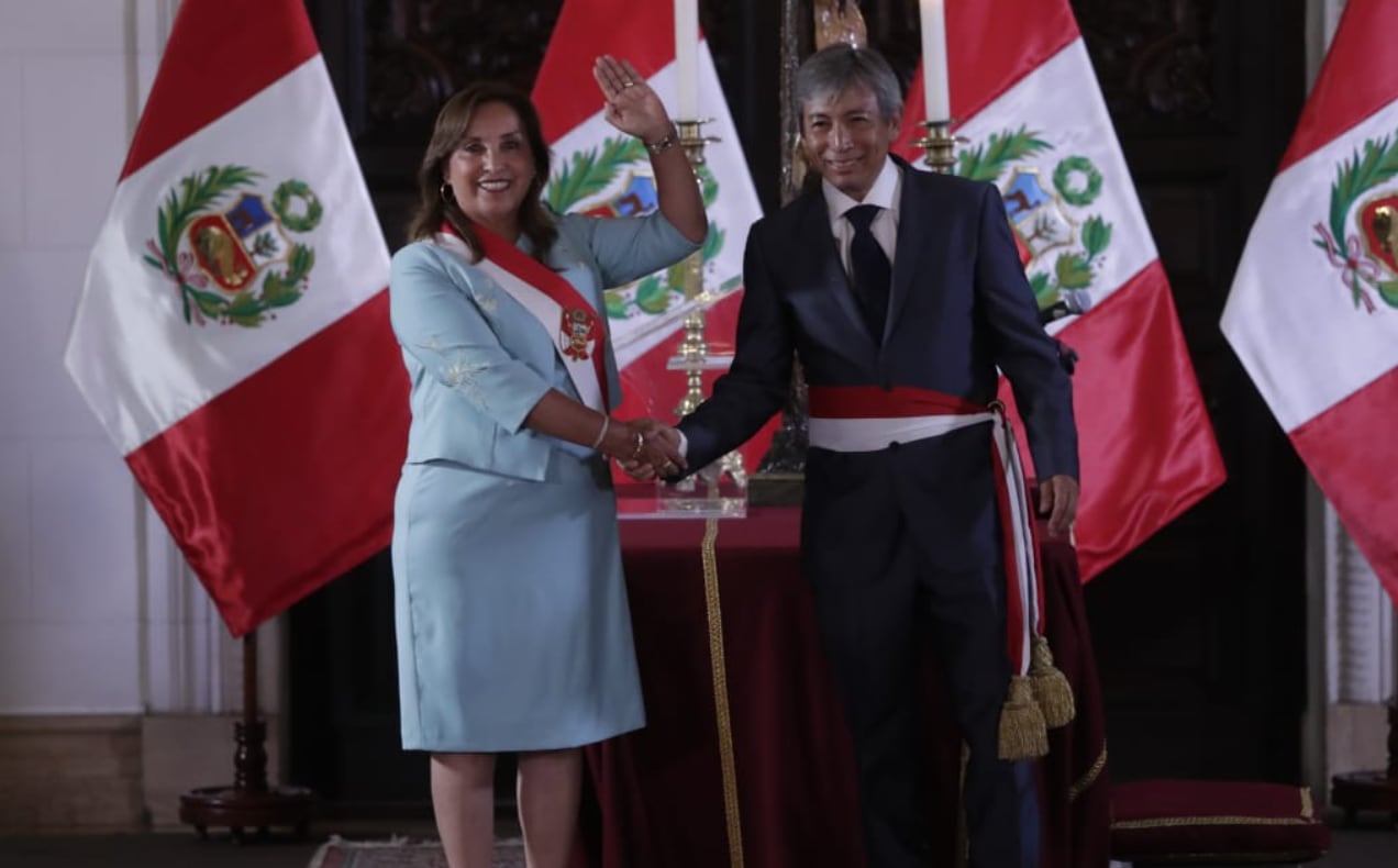 Dina Boluarte y José Arista.