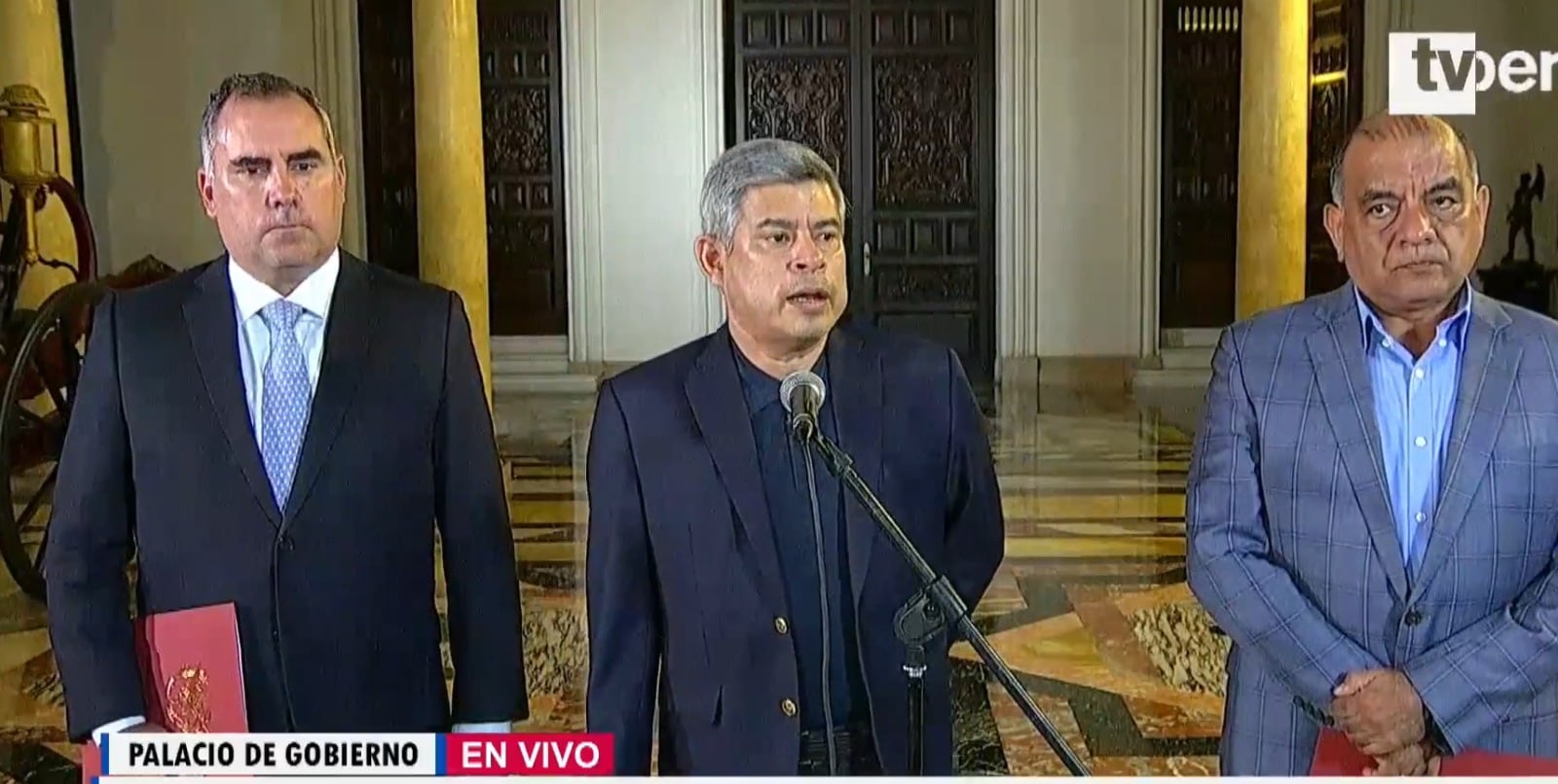 Pronunciamiento del premier Luis Galarreta sobre la masacre en Trujillo. Foto: Captura de pantalla.