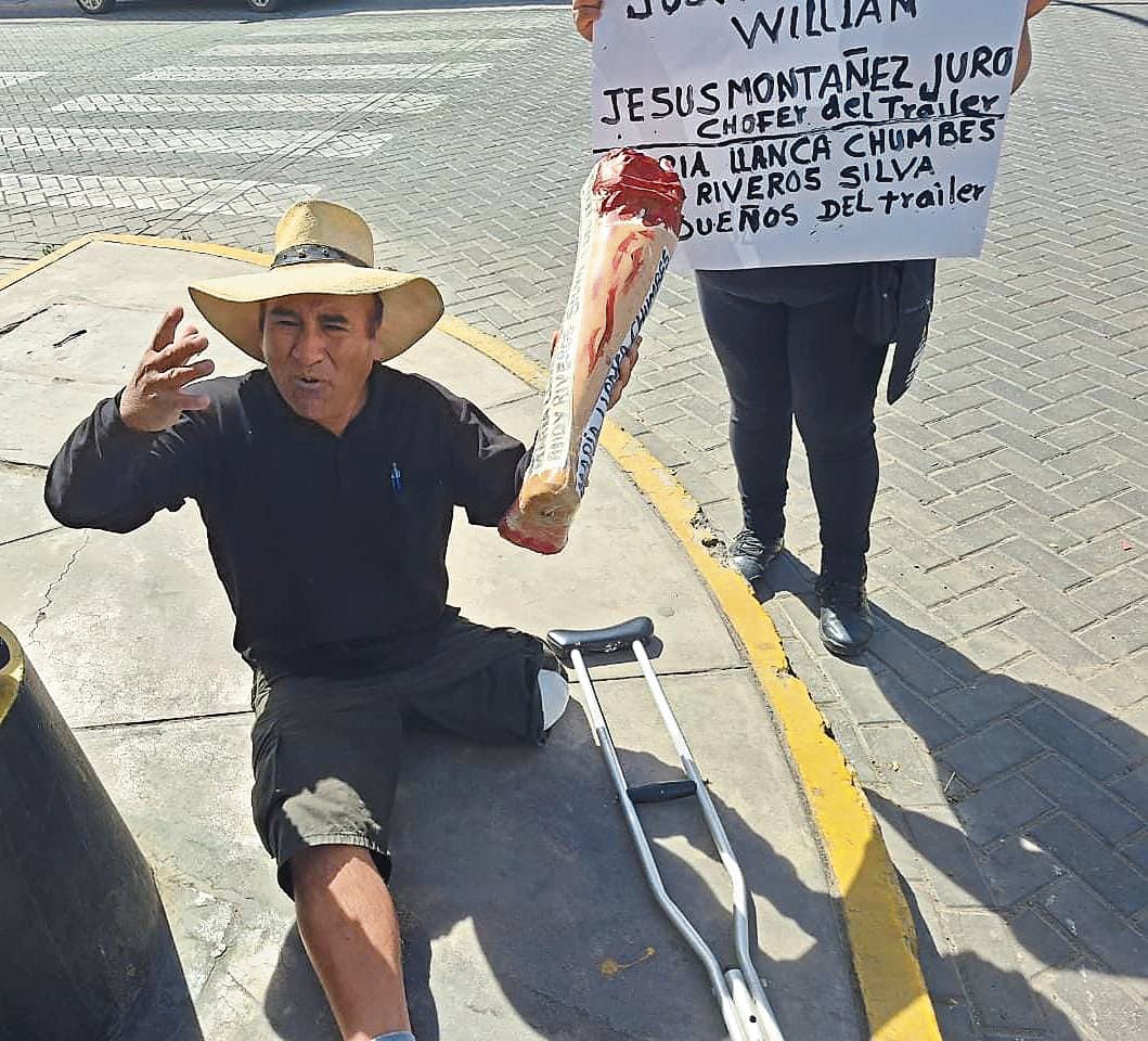 Mecánico perdió la pierna en accidente y espera justicia, en Arequipa. (Foto: Captura de video/mejorada con IA)