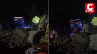 Bus cae a abismo tras chocar con minivan en la Carretera Central