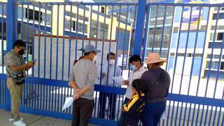 Tacna: Otorgan vacante a niña que estudiaba afuera del colegio FAZ