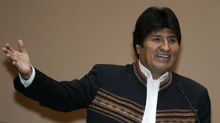 Evo Morales pide cambiar "estructuras excluyentes" como el FMI