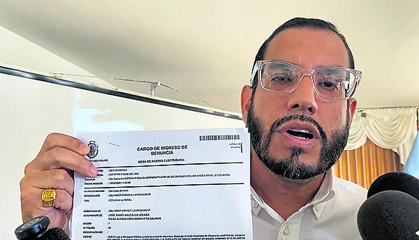 Burgomaestre de Víctor Larco, Enrique León Clement, inició acciones legales por presuntas irregularidades en la distribución del material electoral en tres locales de votación de Lima.