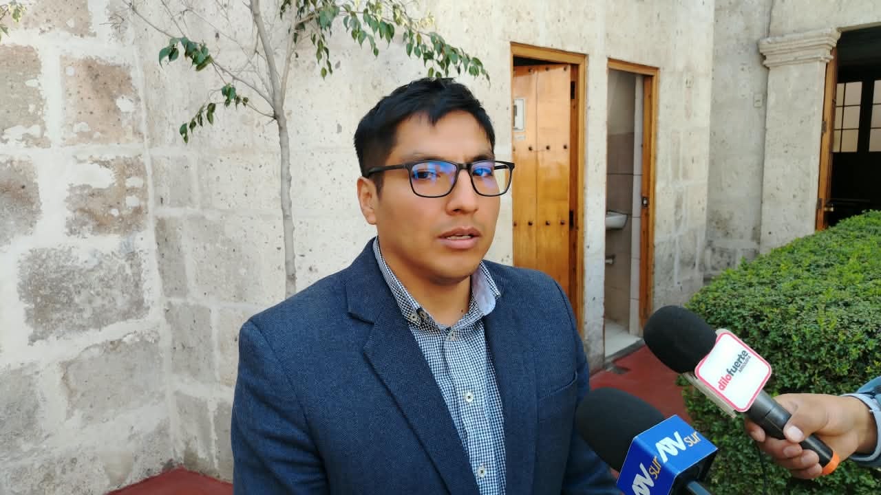 Jefe de la Dirección Desconcentrada de Cultura de Arequipa (DDC), Harold Loli. (Foto: Álvaro Figueroa/@photo.gec)
