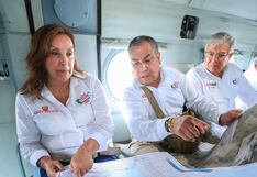 Dina Boluarte sobrevuela puntos críticos del río Rímac e inspecciona descolmatación