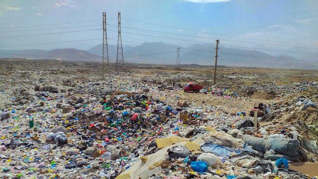 Chincha: restaurarán área degradada por el botadero informal de residuos sólidos en Ñoco 