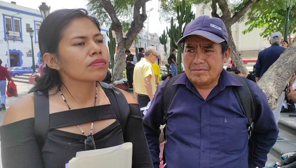 Hermana y padre del dirigente Favio Ajahuana Lozano, quien fue hallado sin vida en una torrentera de Cerro Colorado. (Foto: GEC)
