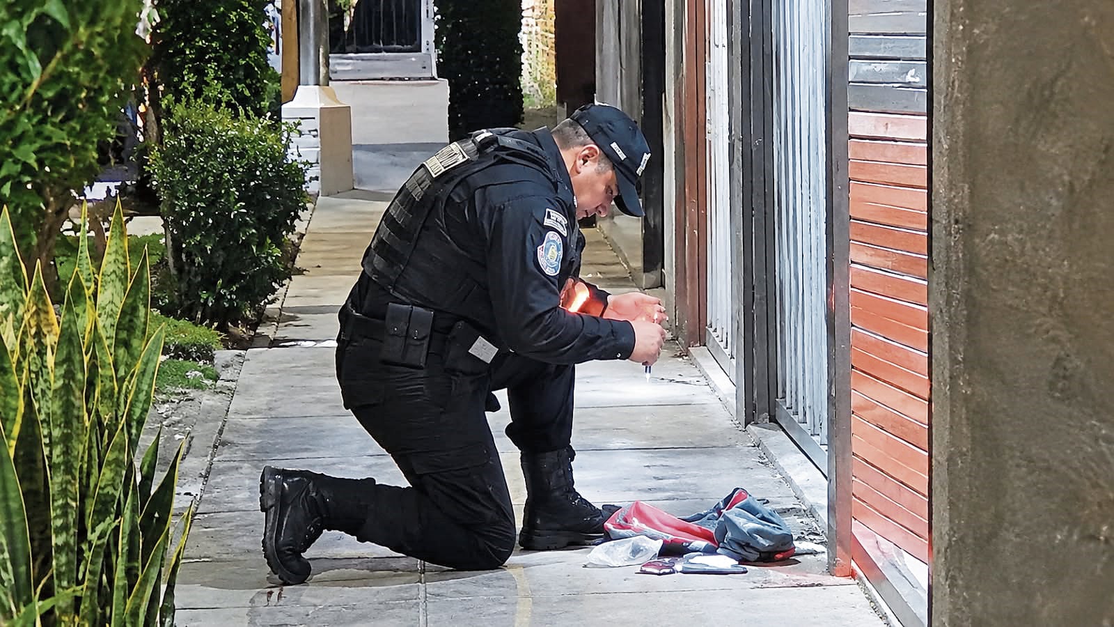 Con total impunidad, la noche del último sábado, delincuentes perpetraron un nuevo caso de extorsión en la urbanización Santa María, en Trujillo.