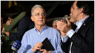 Colombia: Álvaro Uribe no acudió a reunión con líderes políticos convocada por Santos tras derrota del "sí"