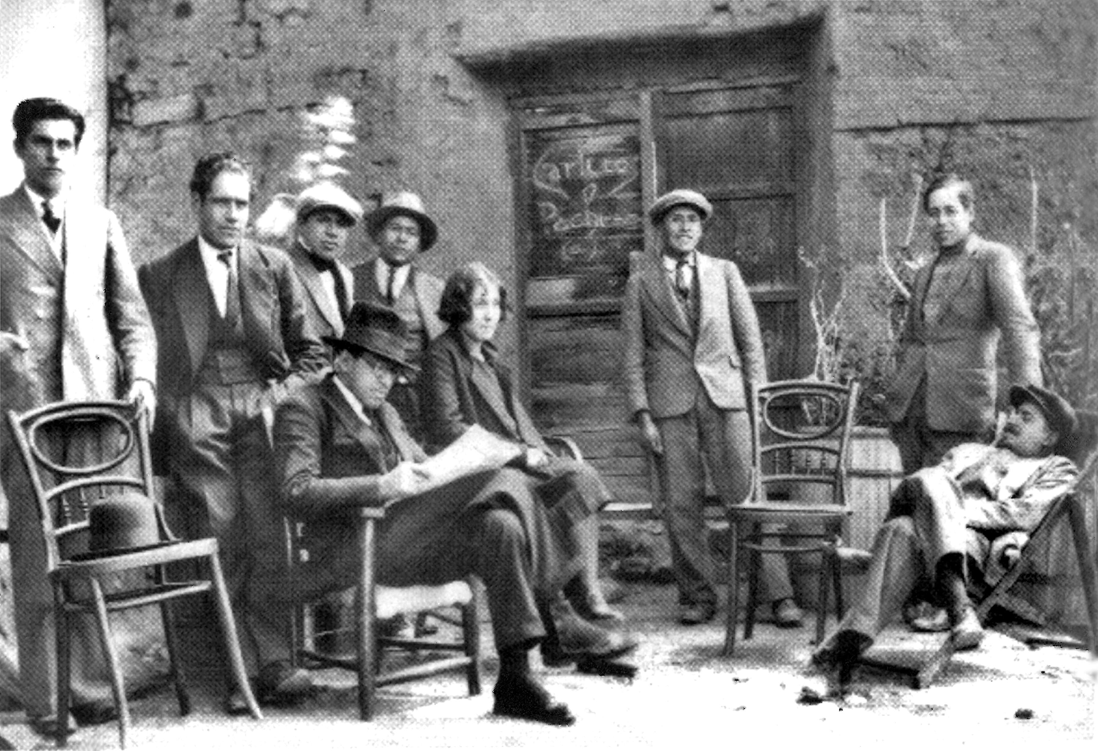 La exposición abre el 9 de octubre y recupera el legado de las vanguardias andinas a través de revistas, libros, fotografías y proyectos educativos.