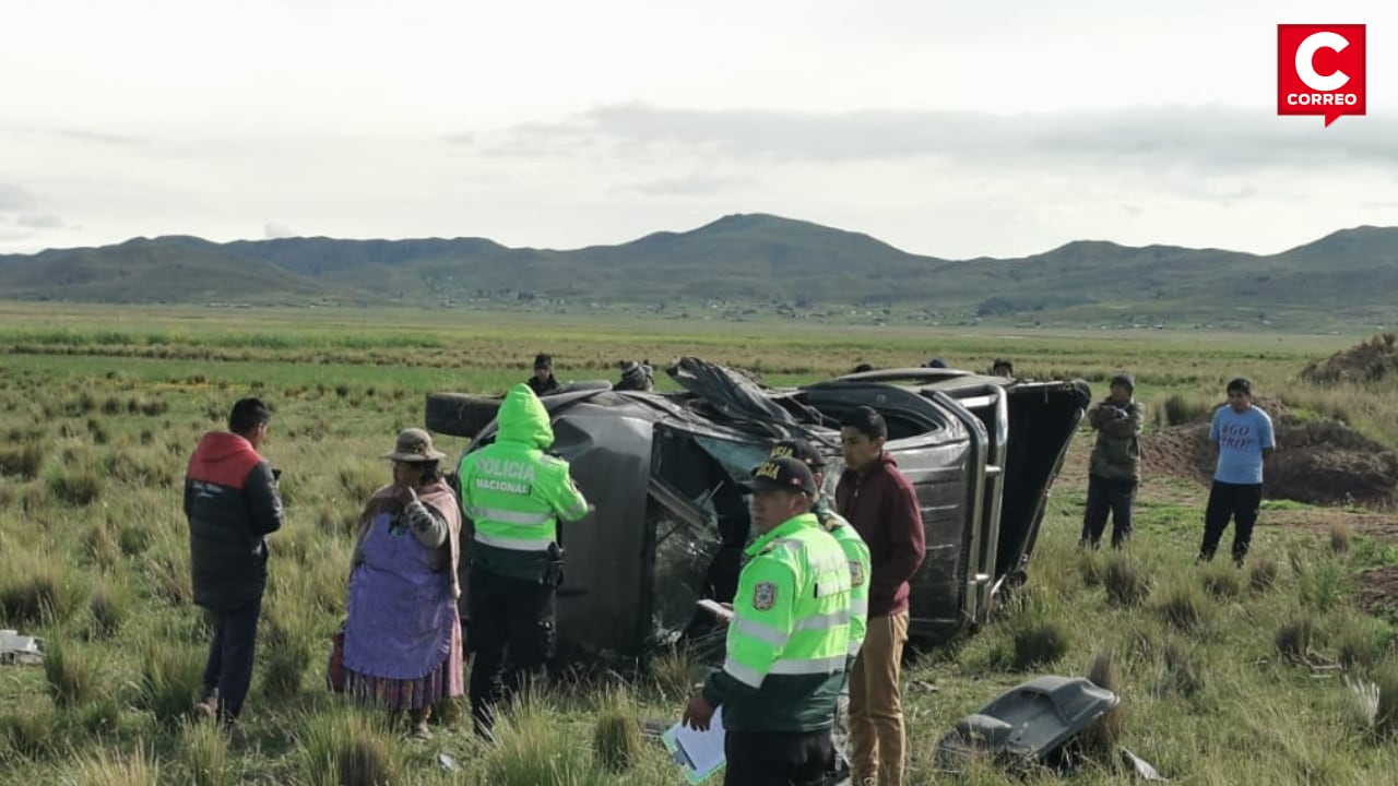 PUNO: Un muerto tras despiste y vuelco de camioneta