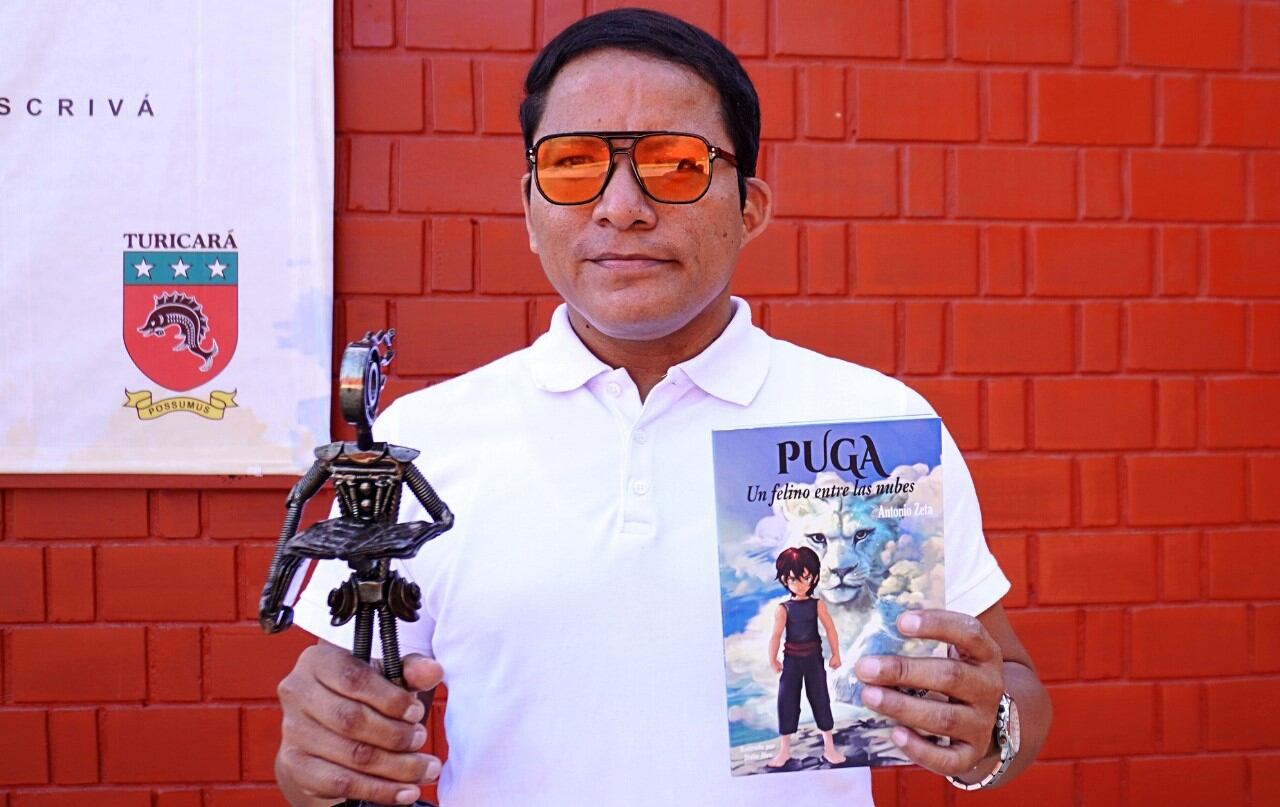 Se adjudicó primer lugar en XIII Premio de Novela Infantil Altazor 2025.