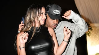 Jefferson Farfán sorprende ayudando a vender ropa a Xiomy Kanashiro en pleno live (VIDEO)