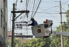 Retiran cables informales que ponen en riesgo el servicio eléctrico en Lima