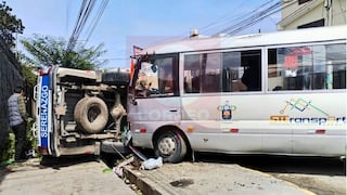 Arequipa: Unidad de Serenazgo se vuelca tras ser impactada por bus del SIT en Cerro Colorado