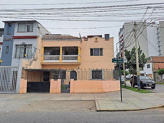 Bienes de deudores serán rematados.