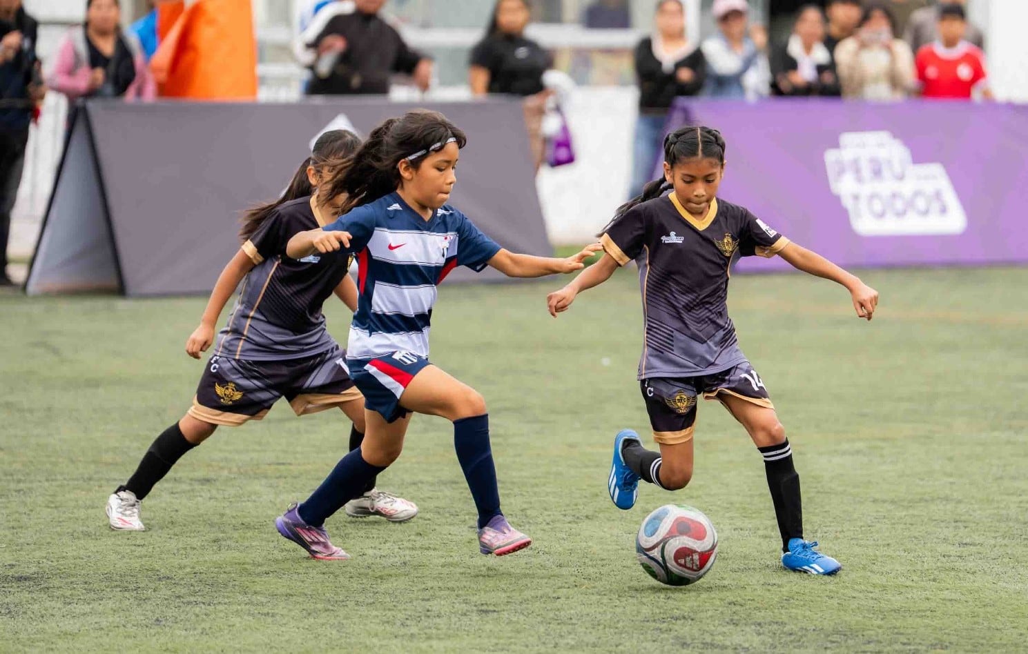 Campeonato fútbol femenino "Copa Estrellas" se realizará por primera vez en Piura.