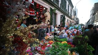 El espíritu navideño ya se vive en el Cercado de Lima (FOTOS)