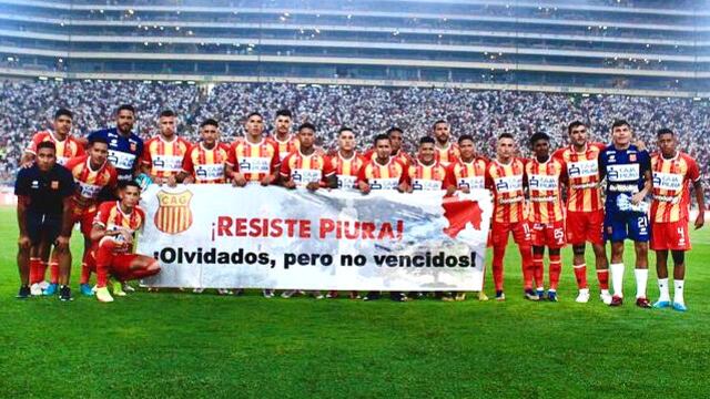 Un mensaje albo para todo el Perú en banderola durante partido con la “U”