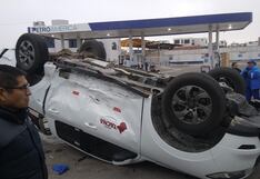 Tacna: Camioneta de GRT queda volcada tras violenta colisión con taxi