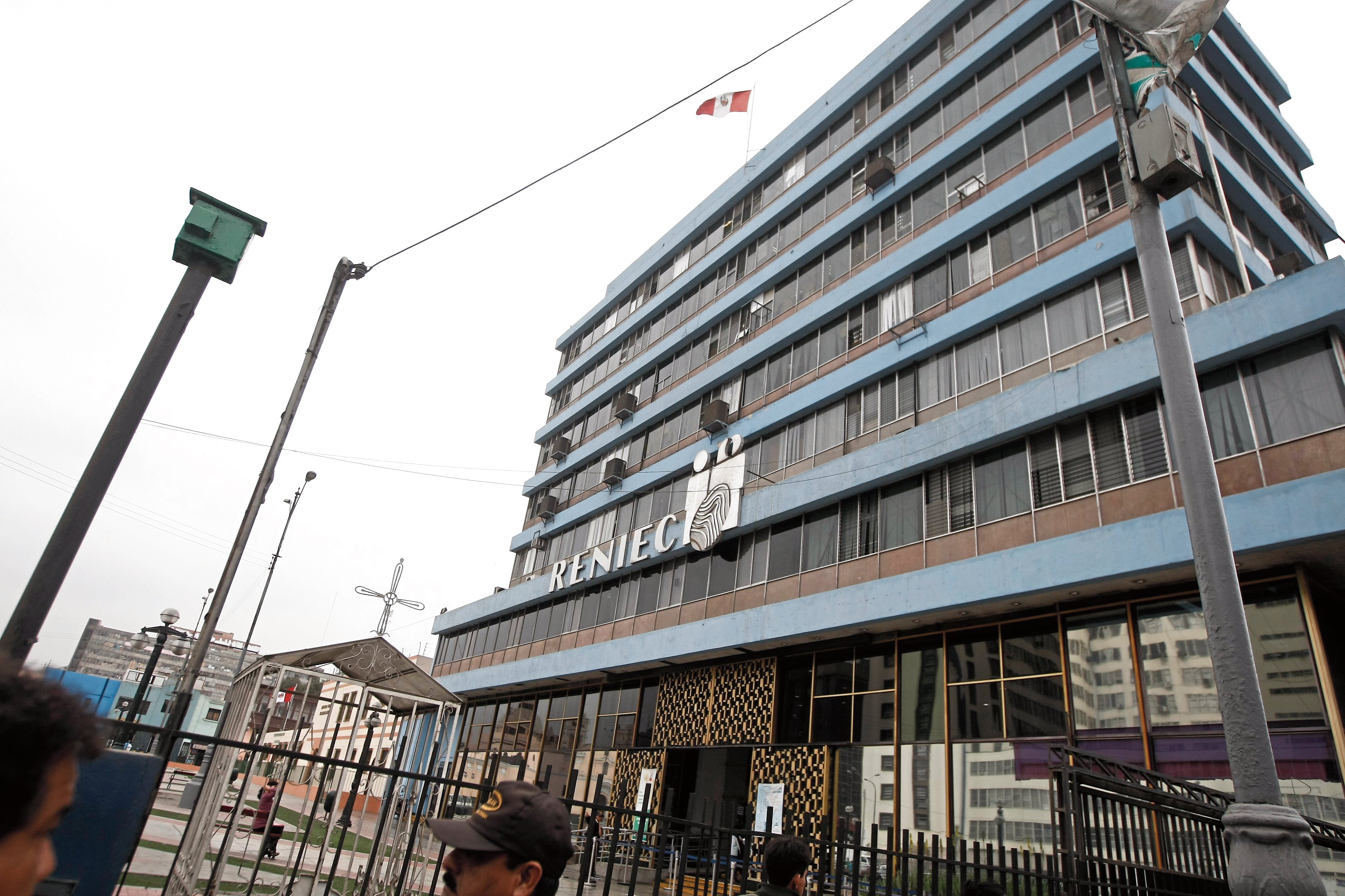 La institución verificó que el certificado médico contenía información falsa y presentó denuncias contra el presunto delincuente y quienes participaron en el trámite