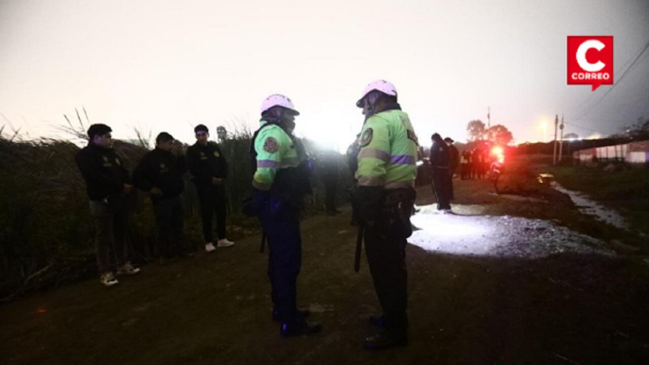 Encuentran un cuerpo calcinado en los Pantanos de Villa en Chorrillos. (Fotos: César Grados/@photo.gec)