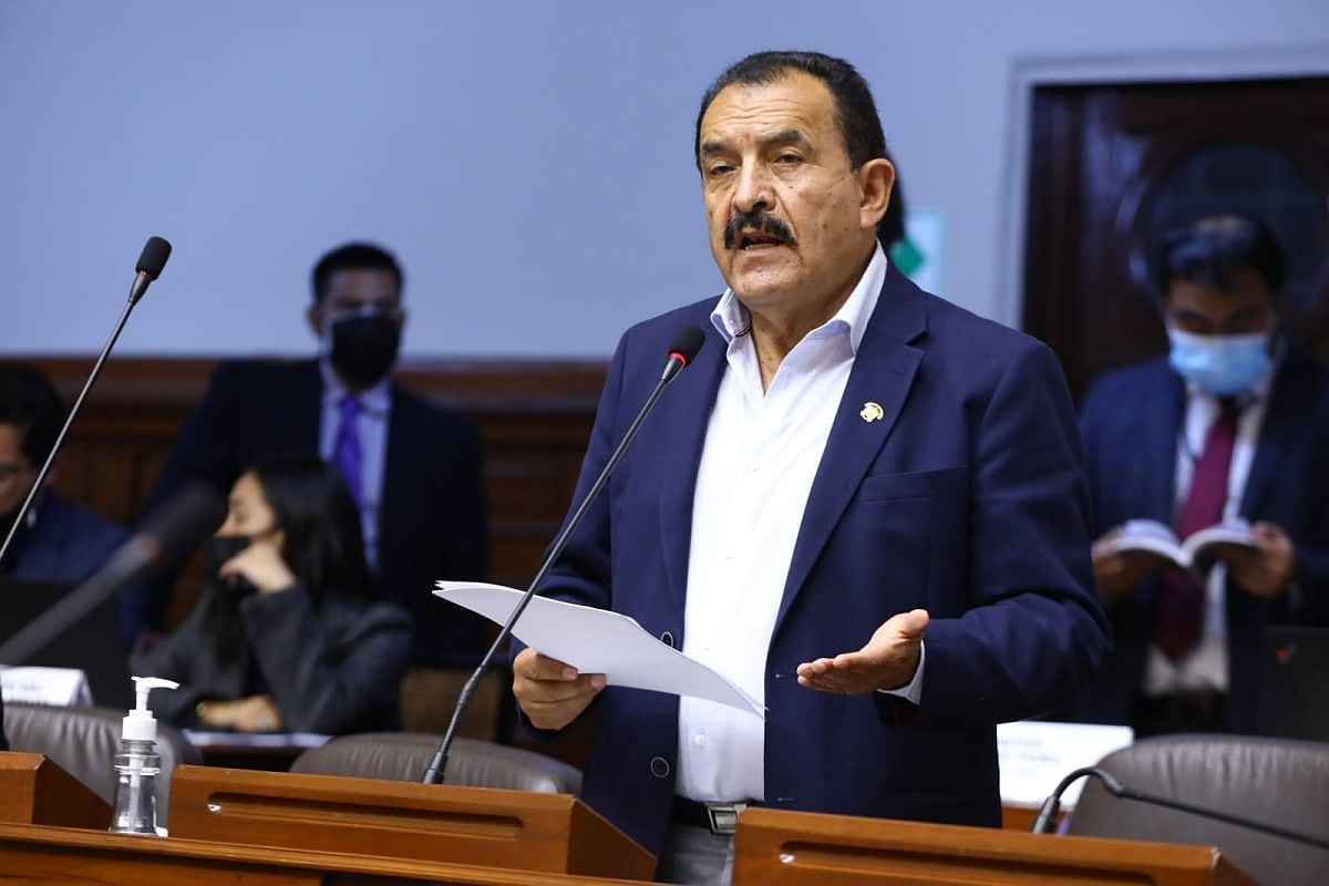 El congresista de izquierda fue propuesto por su bancada para presidir el Parlamento y asumir la jefatura del Estado de forma transitoria hasta el 12 de abril. (Foto: Congreso)