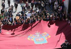 Estandarte y bandera de Arequipa recorrieron las calles del Centro Histórico (FOTOS Y VIDEO)