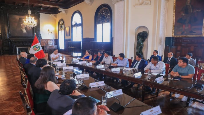El jefe de Estado señaló que su gobierno busca consolidar un ecosistema legal que fortalezca la industria y las inversiones en el país. FOTO: PRESIDENCIA