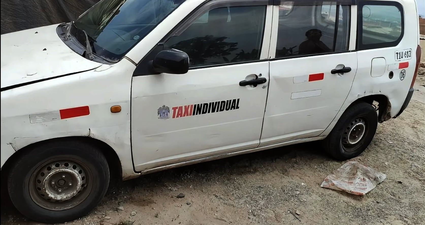 El vehículo fue encontrado por el asentamiento humano Ampliación Nuevo Primavera, en el distrito de La Esperanza. (Foto: PNP)