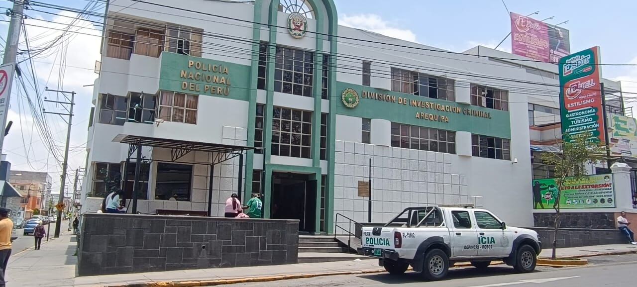 Madre de familia y emprendedora, pide protección a la Policía. Foto: GEC.