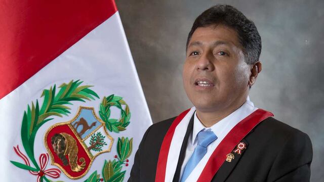 Poder Judicial impone cuatro años de prisión suspendida al congresista Raúl Doroteo Carbajo 